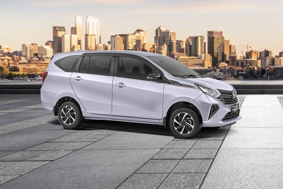 Daihatsu Sigra Front Cross Side View Daihatsu Sigra Front Cross Side View