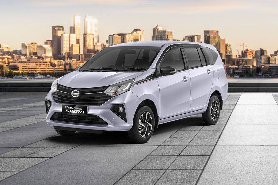 Daihatsu Sigra Front Side View Daihatsu Sigra Front Side View