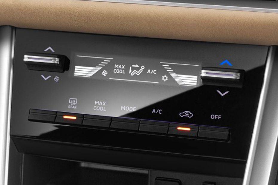 Front AC Controls of Mitsubishi Xpander Front AC Controls of Mitsubishi Xpander